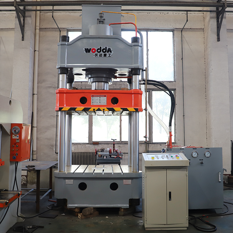 國标315噸三梁(liang)四柱液壓機(ji)-315噸液壓機