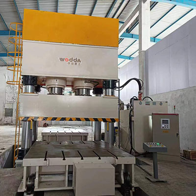 3000噸(dun)四柱液(ye)壓機_3000噸(dun)壓力機(ji)