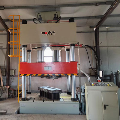 400噸金屬(shu)成型液(ye)壓機_金(jīn)屬制品(pǐn)成型液(ye)壓機