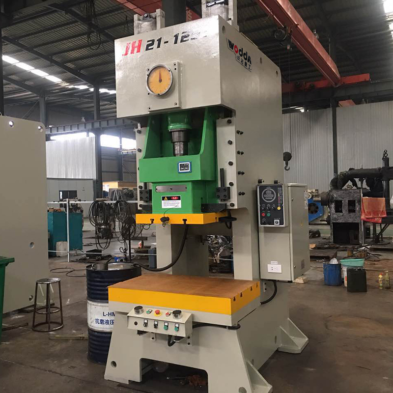 JH21開式單(dan)點氣動(dòng)沖床