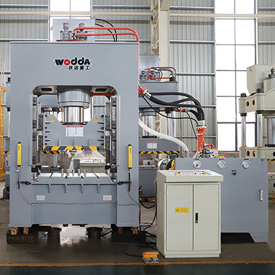 315噸框(kuàng)架式液壓機(jī)_框架液壓機(jī)