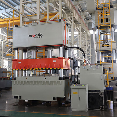 400噸雙缸(gāng)液壓機(jī)_液壓墊(niàn)_四柱拉(lā)伸液壓(yā)機